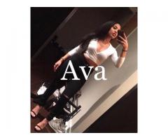One night in With Ava?😍